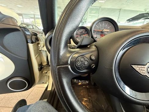Used 2015 MINI Cooper S image 23