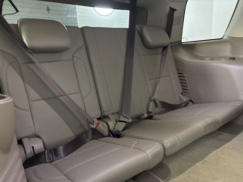 Used 2019 GMC Yukon SLT RWD image 25