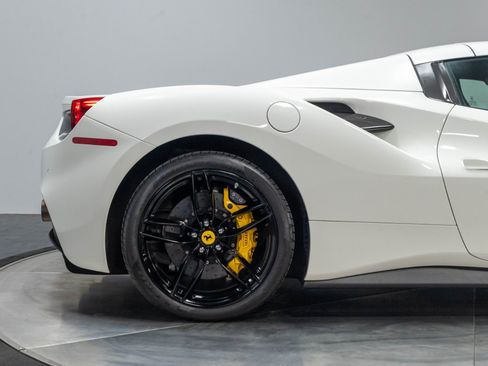 Used 2016 Ferrari 488 Spider RWD image 25
