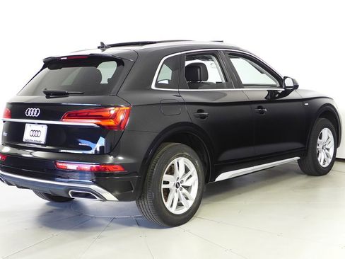 Used 2023 Audi Q5 2.0T Premium w/ Convenience Package image 7