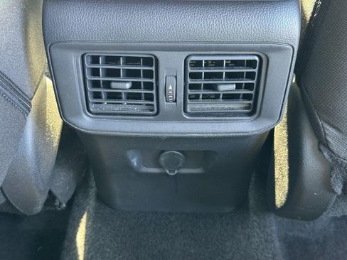 Certified 2025 Toyota RAV4 LE AWD/4WD image 12
