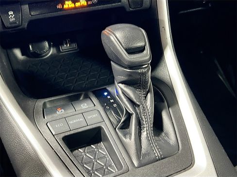 Used 2023 Toyota RAV4 LE image 16