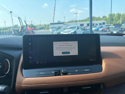 Used 2025 Nissan Rogue Platinum w/ Platinum Premium Package AWD/4WD image 21