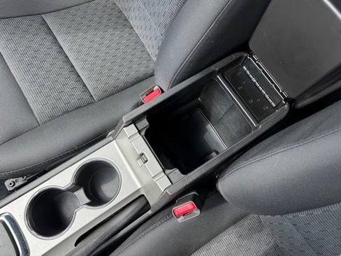 Used 2012 Ford Fusion SE FWD image 16