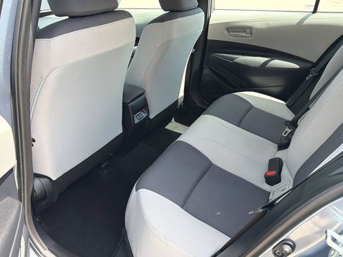 Used 2025 Toyota Corolla LE FWD image 16