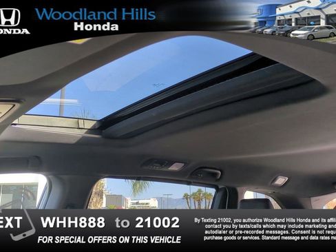 Used 2023 Honda Odyssey Sport image 18