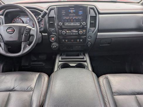 Used 2021 Nissan Titan PRO-4X w/ Pro-4x Convenience Package image 17