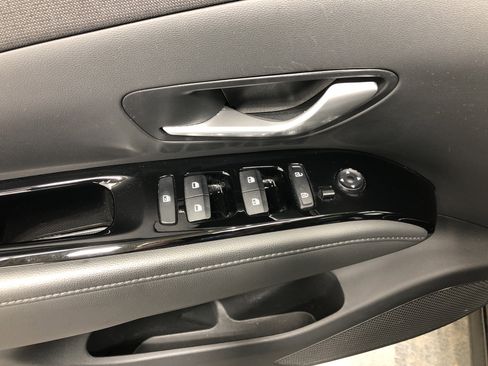 Used 2024 Hyundai Tucson Limited image 15