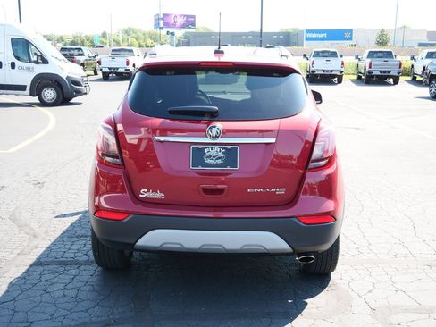 Used 2020 Buick Encore Essence w/ Experience Buick Package AWD/4WD image 6