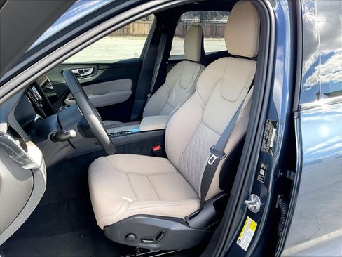 New 2026 Volvo XC60 B5 Plus w/ Protection Package Premier AWD/4WD image 11