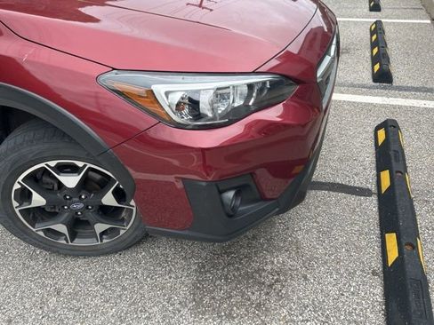 Used 2019 Subaru Crosstrek 2.0i Premium w/ Eyesight System AWD/4WD image 2