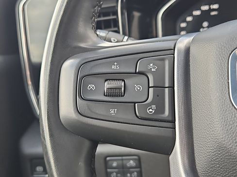 Used 2025 GMC Sierra 1500 SLT RWD image 21