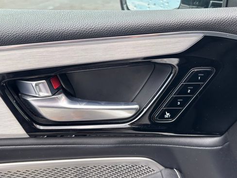 Used 2024 Acura MDX SH-AWD w/ Technology Package image 8