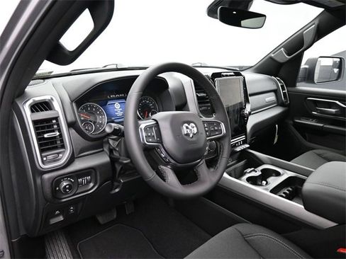 New 2026 RAM 1500 4x4 Crew Cab image 12