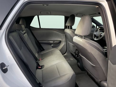 Used 2025 Lexus RZ 450e image 40