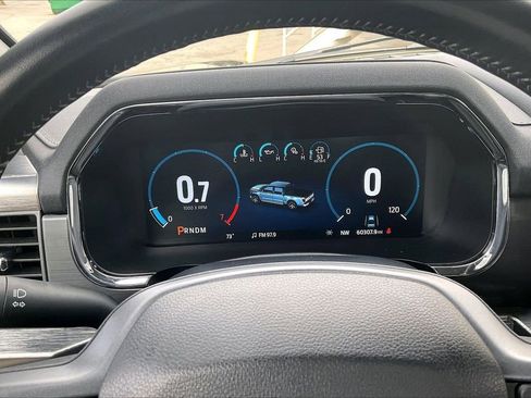 Used 2022 Ford F150 Lariat w/ Trailer Tow Package image 11