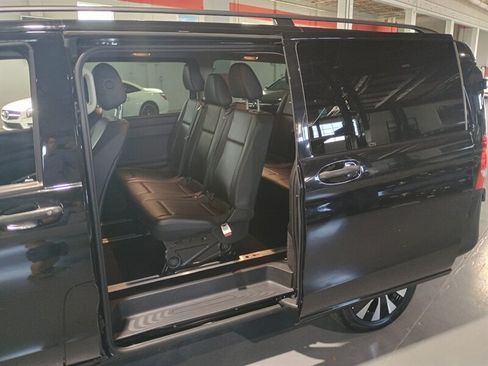 Used 2020 Mercedes-Benz Metris Passenger image 28