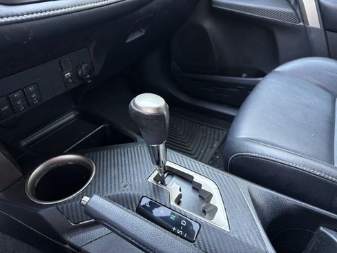 Used 2013 Toyota RAV4 Limited FWD image 20