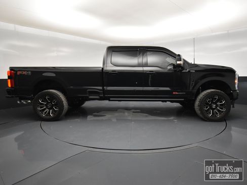 Used 2025 Ford F350 Platinum image 53
