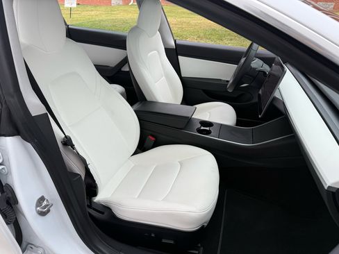 Used 2019 Tesla Model 3 Long Range image 21