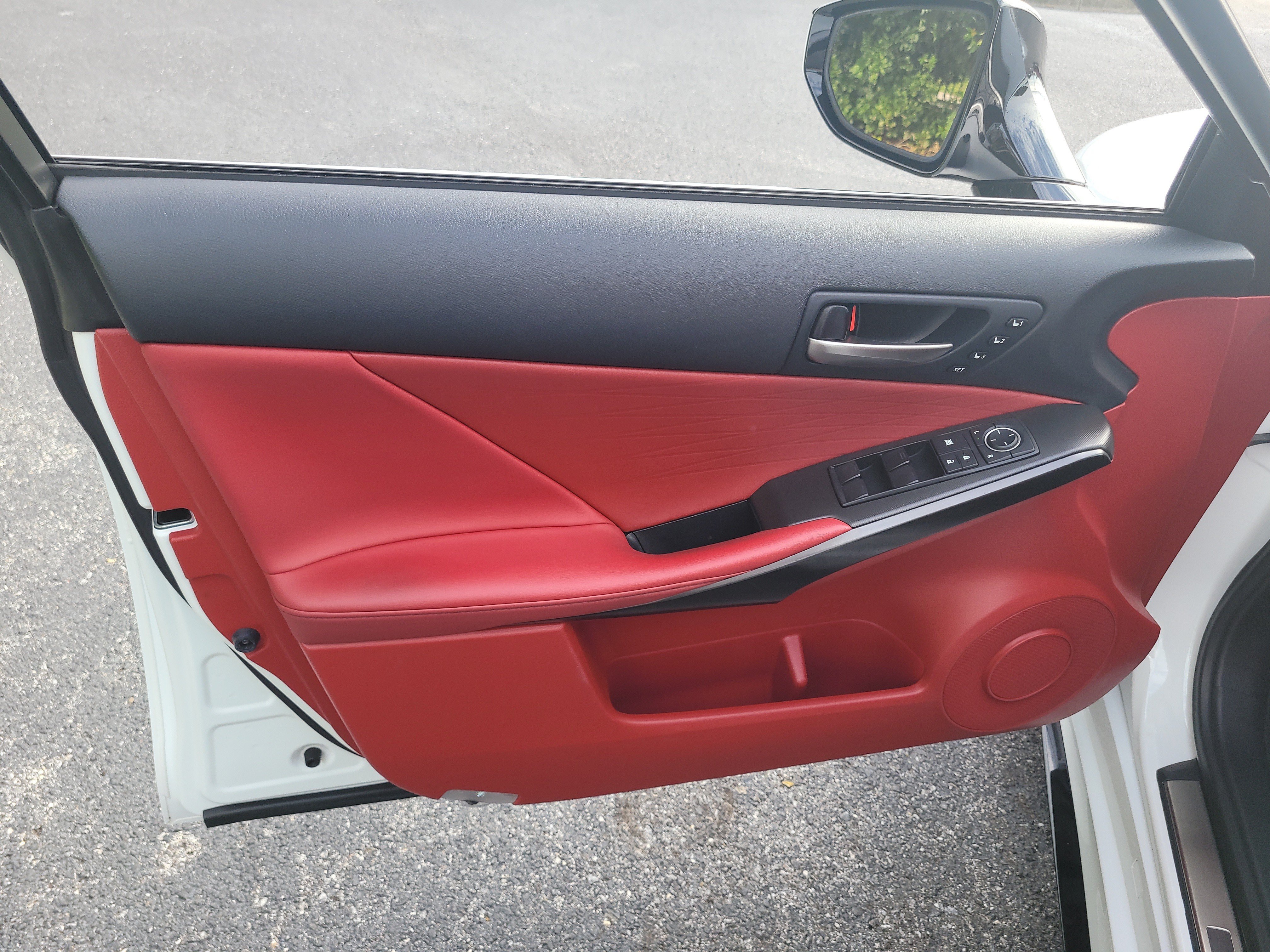 Used 2023 Lexus IS 350 F Sport w/ Memory Package RWD image 15