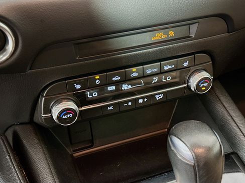 Used 2019 MAZDA CX-5 Touring image 22