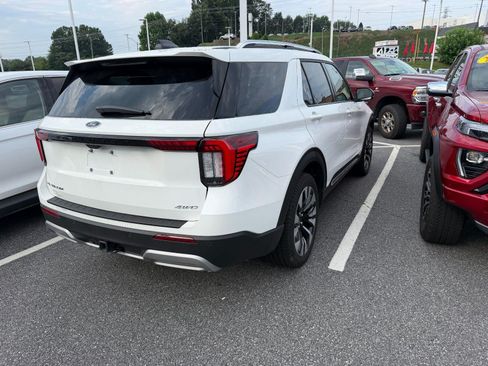 Used 2026 Ford Explorer Platinum w/ LUX Leather Package AWD/4WD image 4