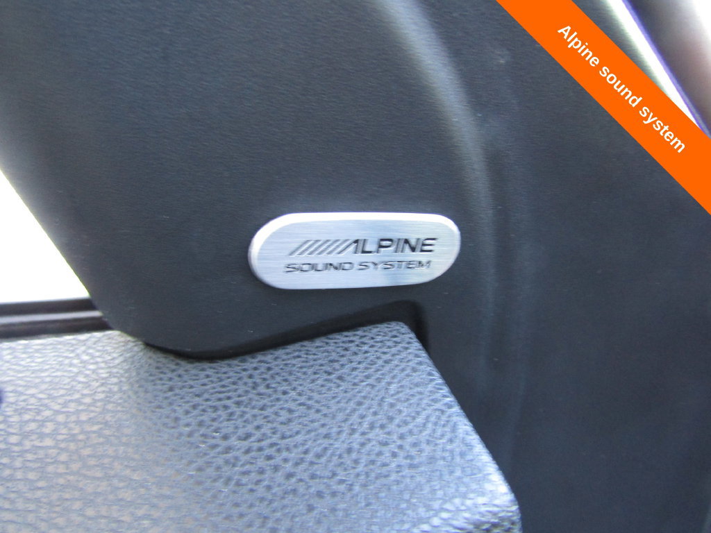 Used 2019 Chrysler 300 S AWD/4WD image 6