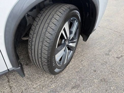 Used 2021 Nissan Rogue SL FWD image 42