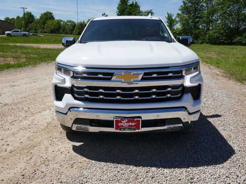 New 2026 Chevrolet Silverado 1500 LTZ w/ LTZ Premium Package AWD/4WD image 9
