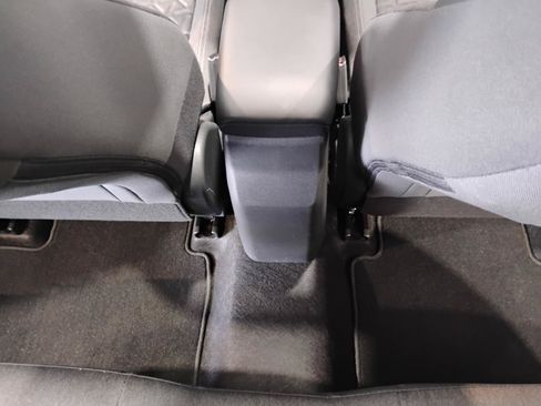 Used 2025 Nissan Kicks SV w/ SV Premium Package FWD image 54