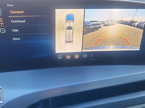 Certified 2026 Cadillac Vistiq Sport image 15