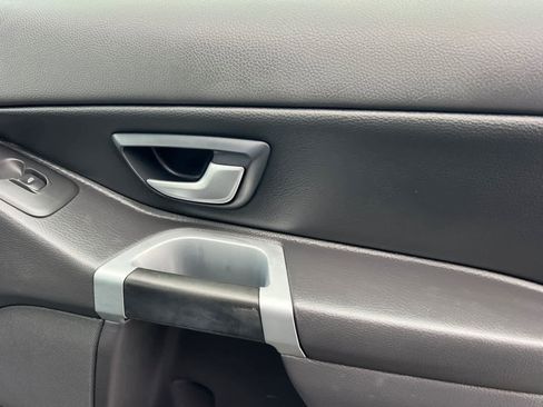 Used 2012 Volvo XC90 3.2 image 21