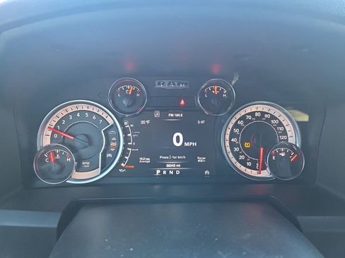 Used 2022 RAM 1500 Classic Warlock w/ Electronics Group image 10