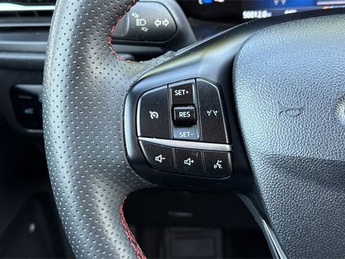 Used 2023 Ford Escape ST-Line image 30