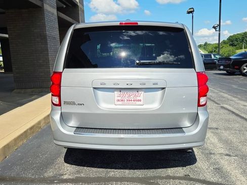 Used 2015 Dodge Grand Caravan SE w/ Quick Order Package 29E SE FWD image 7