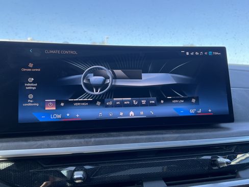 Certified 2024 BMW X5 xDrive40i w/ Premium Package AWD/4WD image 30