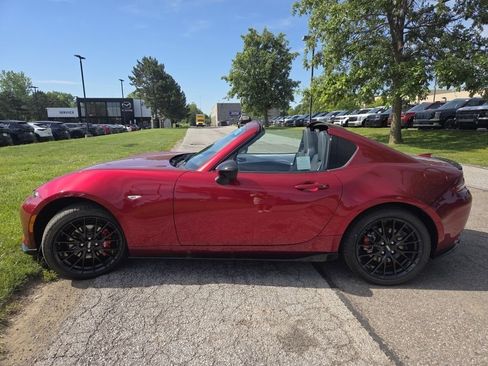 New 2026 MAZDA MX-5 Miata RF Club RWD image 13