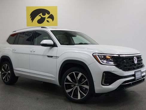 New 2026 Volkswagen Atlas SEL Premium R-Line AWD/4WD image 2