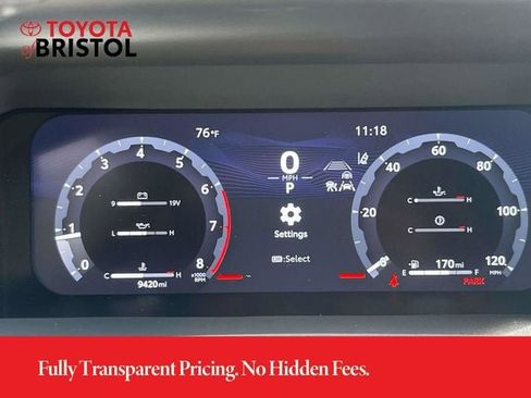 Used 2025 Toyota Tacoma TRD Sport AWD/4WD image 37