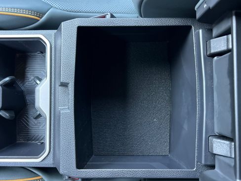 Used 2024 Toyota Tacoma Trailhunter image 32