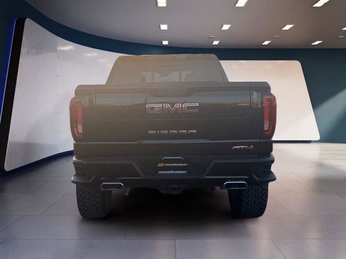 Used 2025 GMC Sierra 1500 AT4 w/ AT4 Premium Package image 4