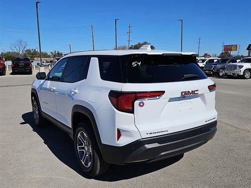 New 2026 GMC Terrain Elevation w/ Technology Package II image 3