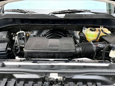 Used 2019 Chevrolet Silverado 1500 High Country w/ Technology Package image 31