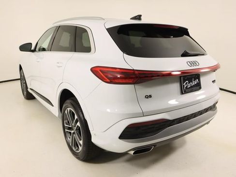 Certified 2025 Audi Q5 Premium Plus w/ Premium Plus AWD/4WD image 3