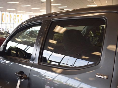 Used 2020 Toyota Tacoma SR5 image 28