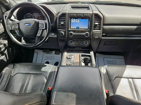 Used 2018 Ford Expedition Limited w/ Equipment Group 301A AWD/4WD image 23
