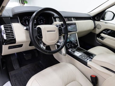 Used 2020 Land Rover Range Rover HSE image 6