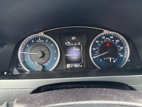 Used 2017 Toyota Camry XLE FWD image 15