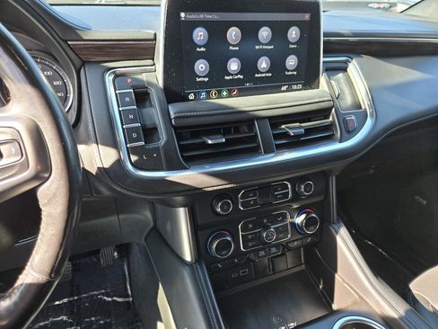 Used 2021 Chevrolet Tahoe Z71 w/ Z71 Signature Package image 7